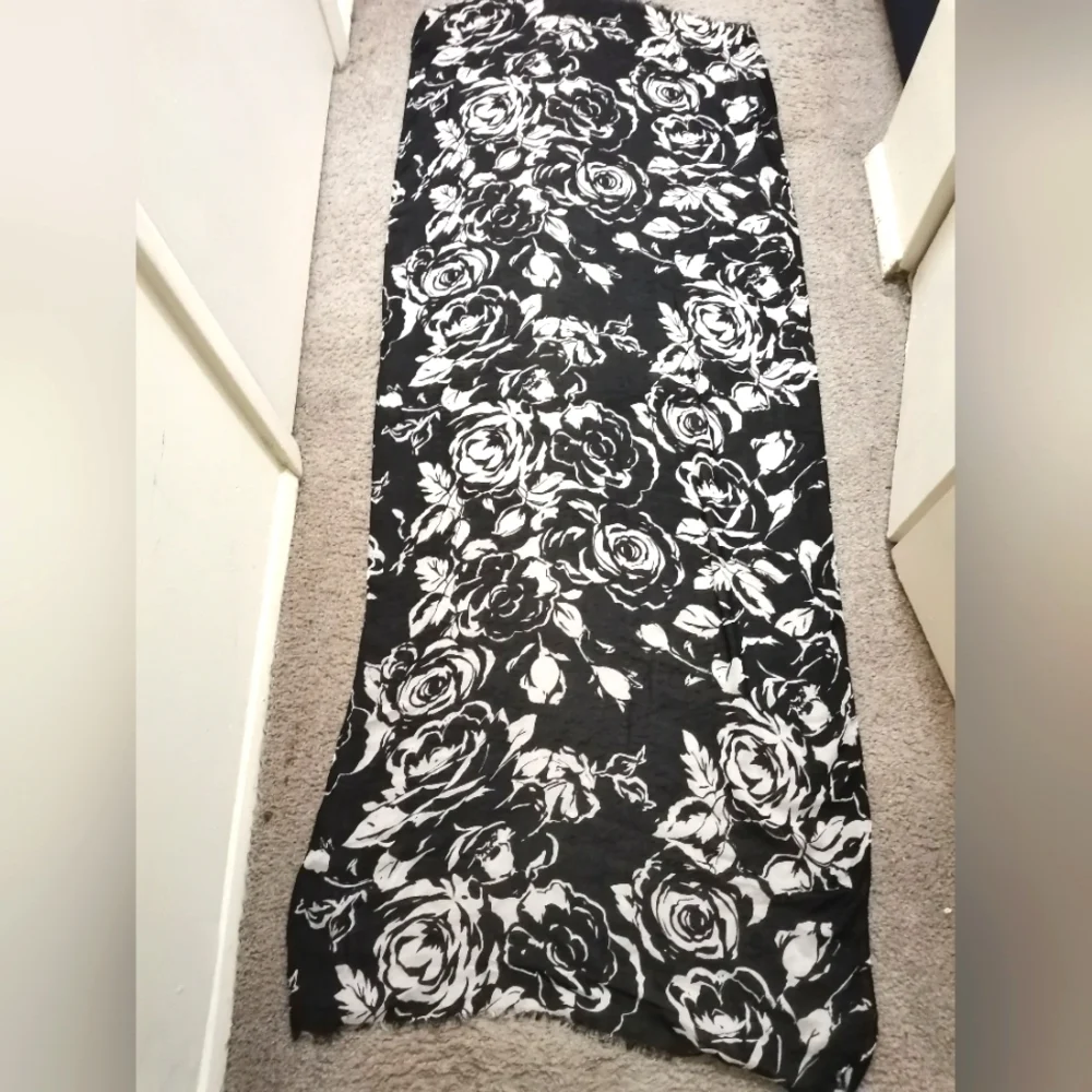 LAUREN RALPH LAUREN LONG SCARF